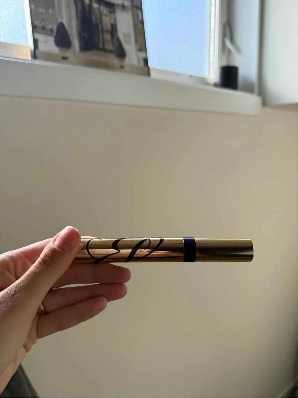 Never used Estee Lauder Sumptuous Extreme Mascara — Gold Tube, Black Formula